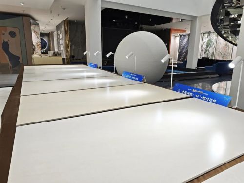 格仕陶900&times;1800 规格5A金丝绒新品火了，凭什么经销商集体围观？